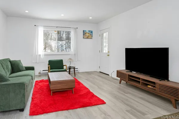 $225,000 | 417 Fox Run Lane, Carmel, NY 10512