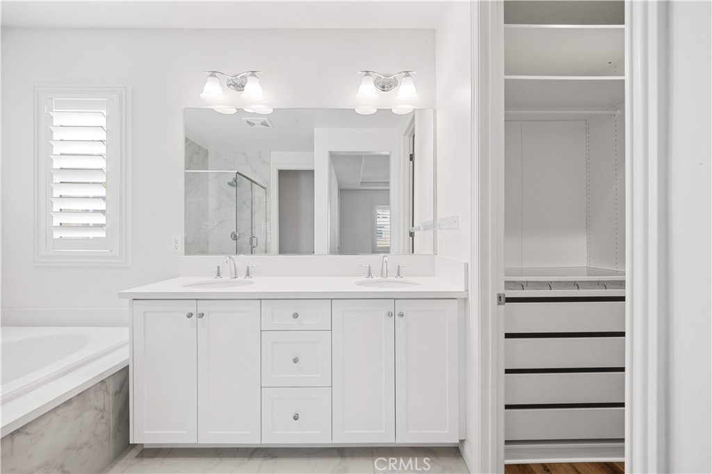 15 Torosa Lake Forest, CA 92630 - Photo 18 of 58