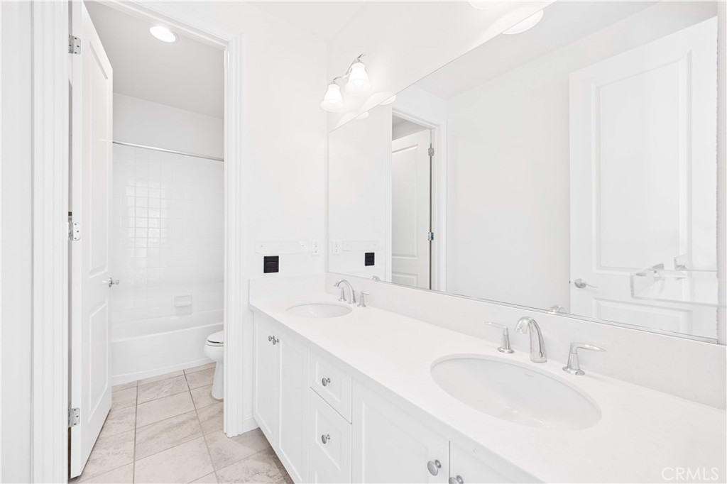 15 Torosa Lake Forest, CA 92630 - Photo 25 of 58