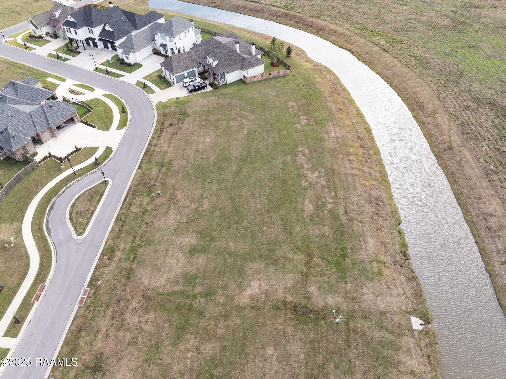 116 Breakers Way Scott, LA 70583 - Photo 5 of 11 5-web-or-mls-DJI_20251203014259_0171_D