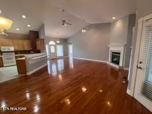 $2,400 | 18 Dickens Lane, Crossville, TN 38558
