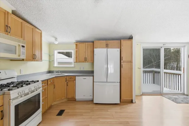 $349,000 | 485 Hardscrabble Road, Monkton, VT 05443