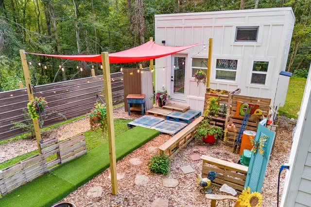 $210,000 | 220 Mountain Laurel Drive, Hayesville, NC 28904