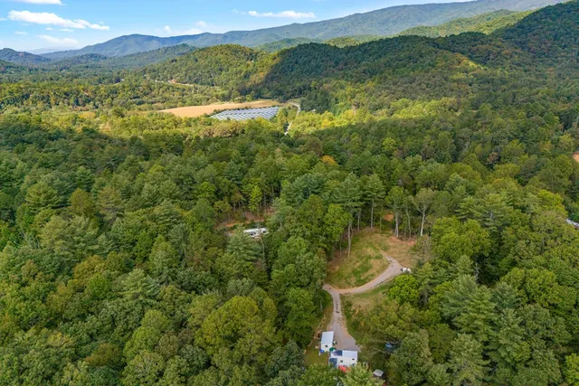 $210,000 | 220 Mountain Laurel Drive, Hayesville, NC 28904