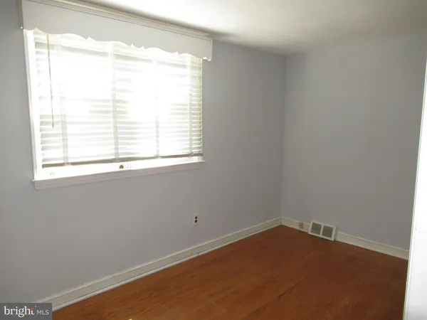 $185,000 | 654 Beech Avenue, Glenolden, PA 19036