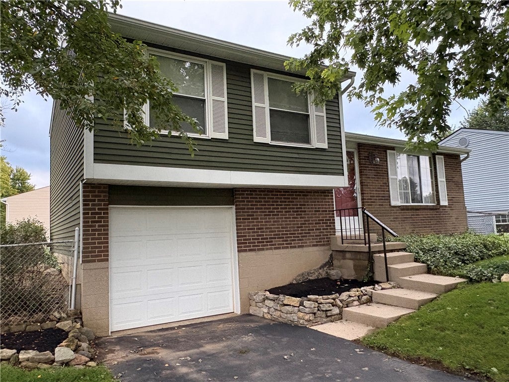 734 West Martindale Road Union, OH 45322 - Photo 2 of 32 Gallery Image 2