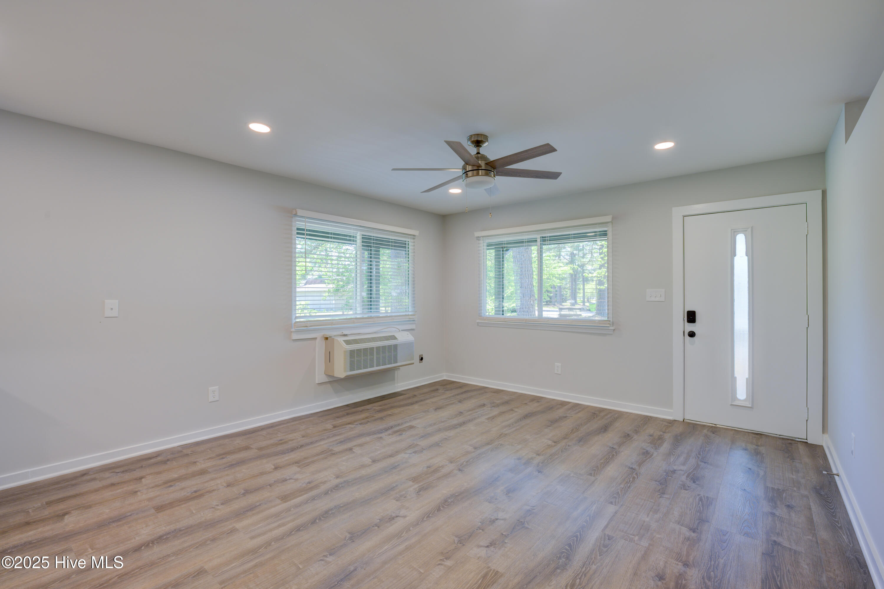 7 Linksiders Road, Unit 7 New Bern, NC 28562 - Photo 19 of 26 31-14_Linksiders_Dr-10