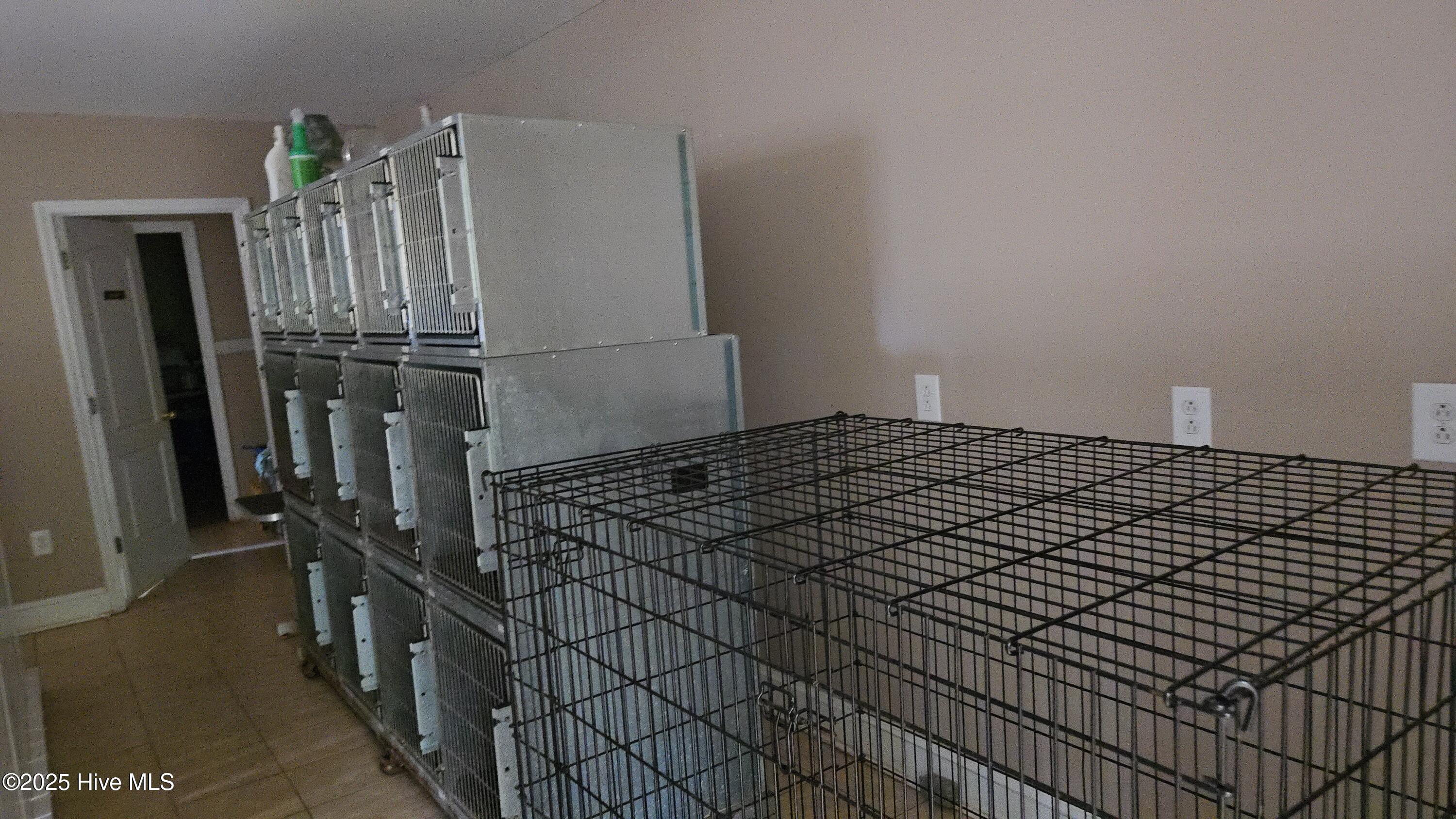 12501 Blues Farm Road Laurinburg, NC 28352 - Photo 18 of 27 interior of boarding building