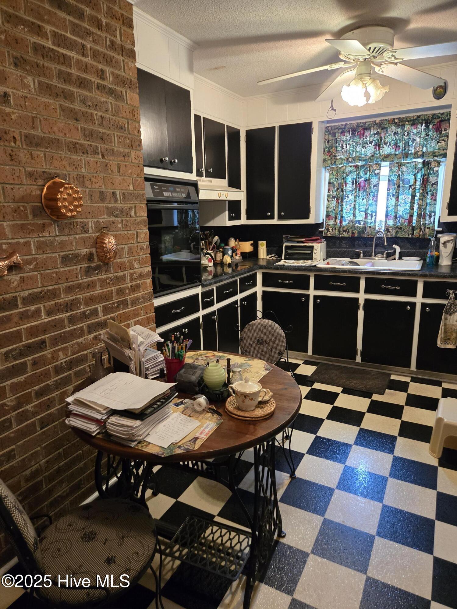 12501 Blues Farm Road Laurinburg, NC 28352 - Photo 7 of 27 kitchen