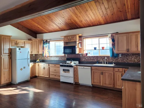 $199,900 | 23019 Covelo Refuse Road, Covelo, CA 95428