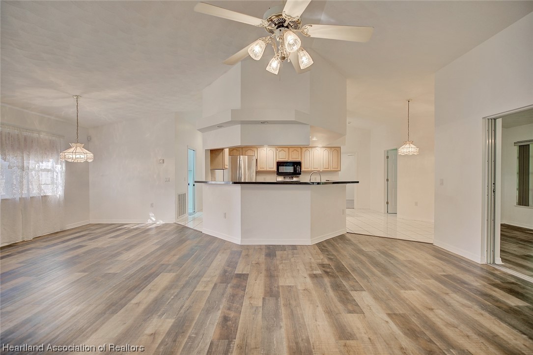 5745 Thunder Road Sebring, FL 33876 - Photo 13 of 44 Gallery Image 13