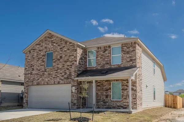 $2,400 | 287 Bailey Bluff, San Antonio, TX 78253