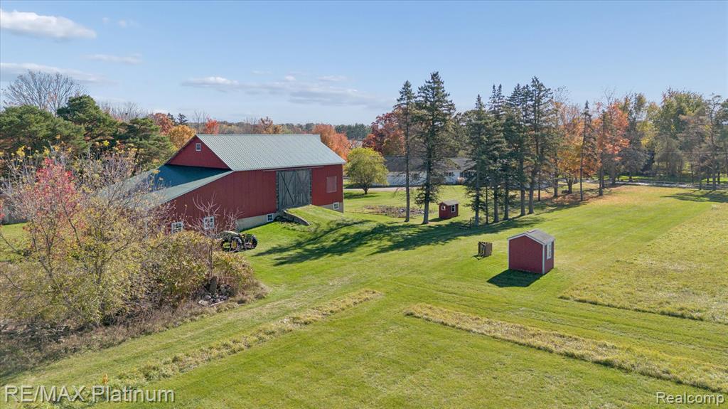 13985 Lone Tree Road Milford, MI 48380 - Photo 58 of 81