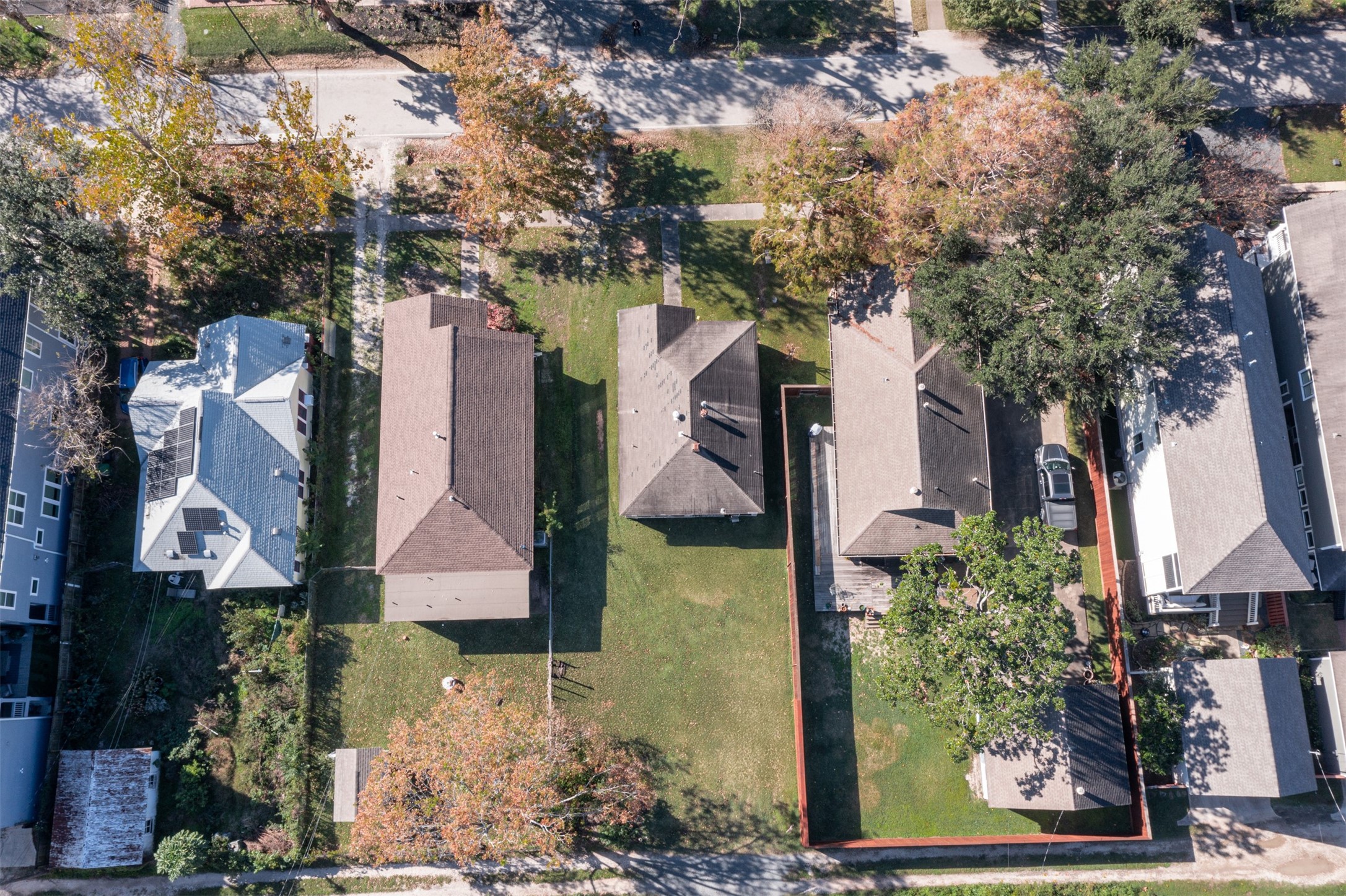 1118 Tulane Street Houston, TX 77008 - Photo 12 of 14 an aerial view of a house