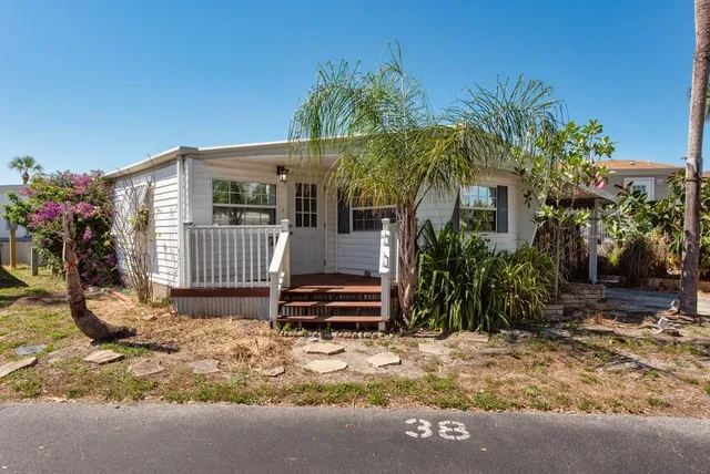 $95,000 | 4851 West Gandy Boulevard, Unit B2L38, Tampa, FL 33611