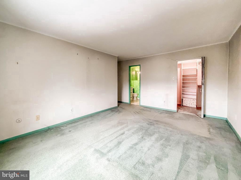 44303-00 Delaire Landing Road, Unit 303 Philadelphia, PA 19114 - Photo 17 of 47