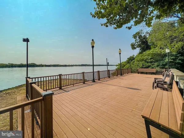 $1,480 | 44303-00 Delaire Landing Road, Unit 303, Philadelphia, PA 19114