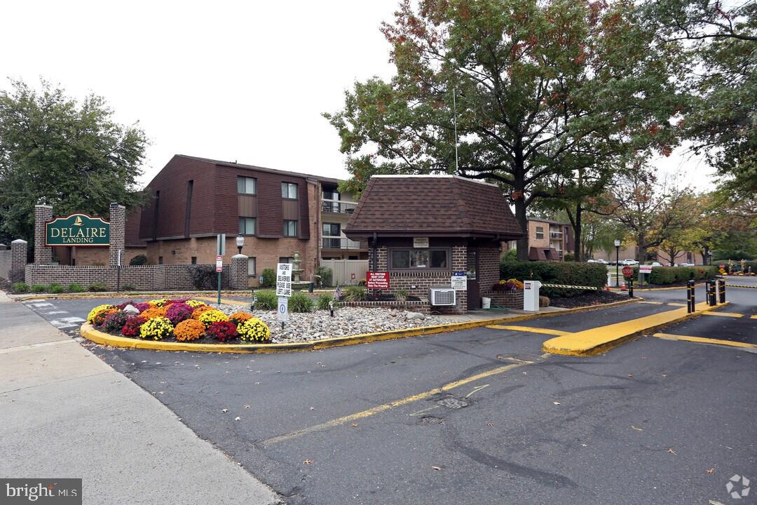 44303-00 Delaire Landing Road, Unit 303 Philadelphia, PA 19114 - Photo 43 of 47