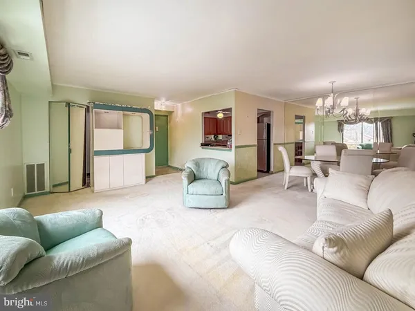 $1,480 | 44303-00 Delaire Landing Road, Unit 303, Philadelphia, PA 19114