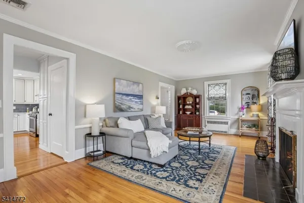 $1,249,000 | 35 Knollwood Avenue, Madison, NJ 07940