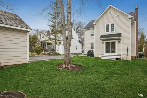 $1,249,000 | 35 Knollwood Avenue, Madison, NJ 07940