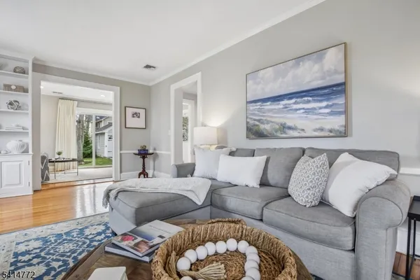 $1,249,000 | 35 Knollwood Avenue, Madison, NJ 07940