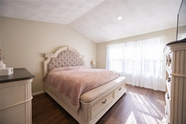 $589,900 | 367 Commonwealth Avenue, Warwick, RI 02886