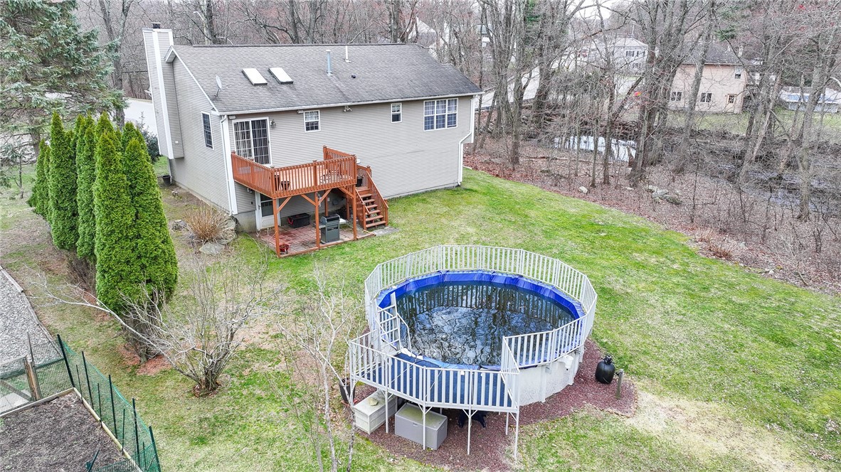 367 Commonwealth Avenue Warwick, RI 02886 - Photo 3 of 38