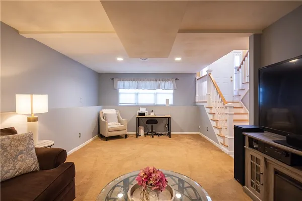 $589,900 | 367 Commonwealth Avenue, Warwick, RI 02886