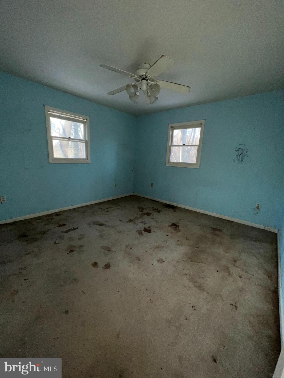 8520 Pine Boulevard Lusby, MD 20657 - Photo 11 of 13 an empty room with a window
