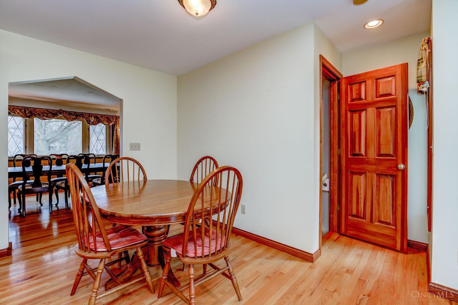 4541 Rybolt Road Cincinnati, OH 45248 - Photo 13 of 32