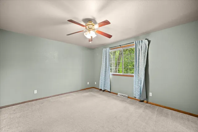 $325,000 | 6813 Diane Drive, Newburg, WI 53090