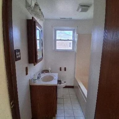 $189,900 | 3116 East Apple Avenue, Muskegon, MI 49442