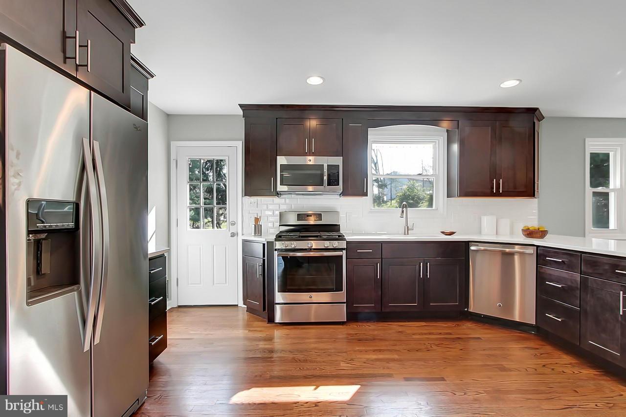 2427 Clydesdale Road Finksburg, MD 21048 - Photo 3 of 30 Kitchen