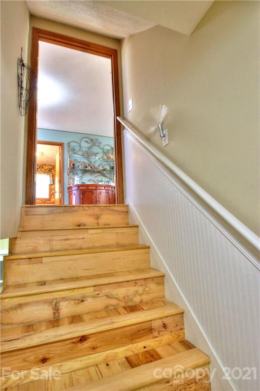 72 Slow Lane Canton, NC 28716 - Photo 21 of 47