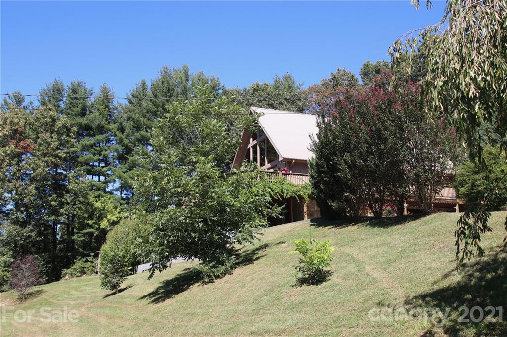 72 Slow Lane Canton, NC 28716 - Photo 45 of 47 a view of a yard