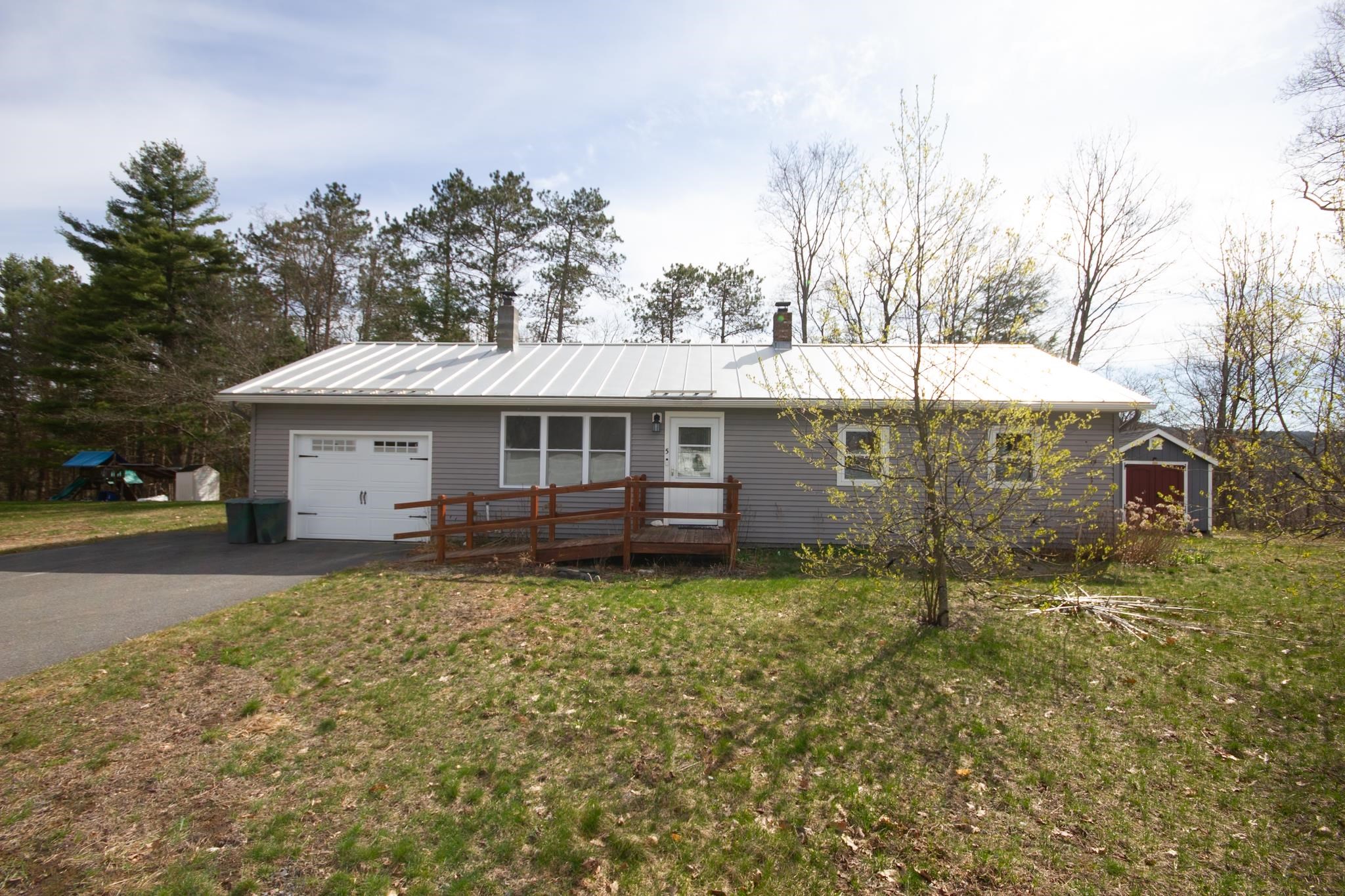5 Pine Ridge Road Randolph, VT 05060 - Photo 2 of 23