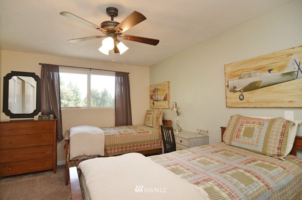 8135 Northeast View Ridge Lane Poulsbo, WA 98370 - Photo 14 of 25 Gallery Image 14