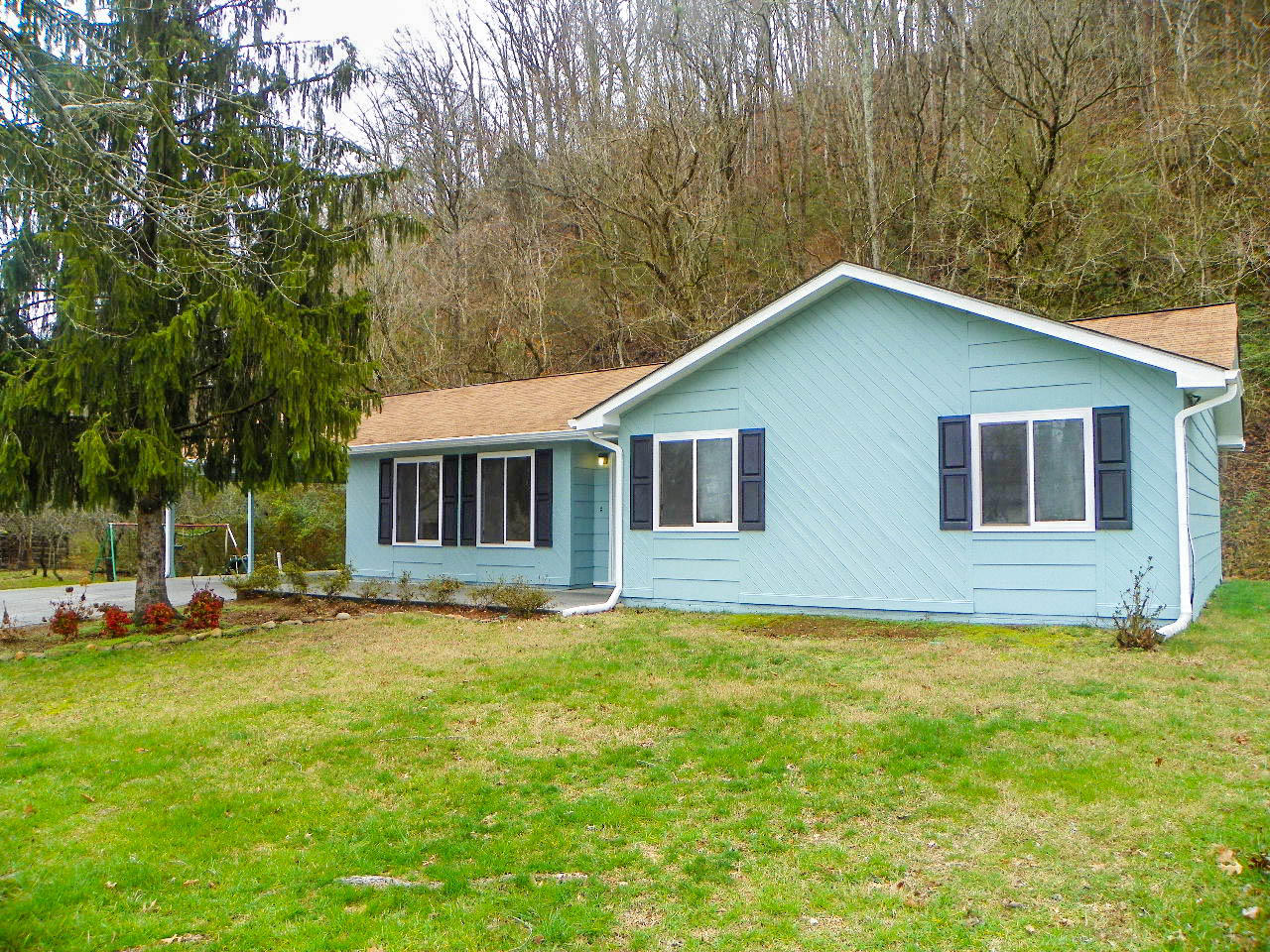 1913 Center Road Pigeon Forge, TN 37863 - Photo 3 of 27 102_7956-Edit