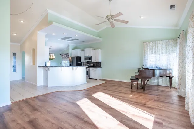 $408,000 | 790 Volcano View Trail, Redding, CA 96003