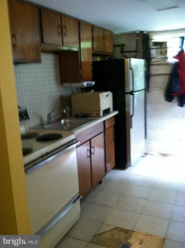 1111 Kathryn Road Silver Spring, MD 20904 - Photo 26 of 29 Kitchen