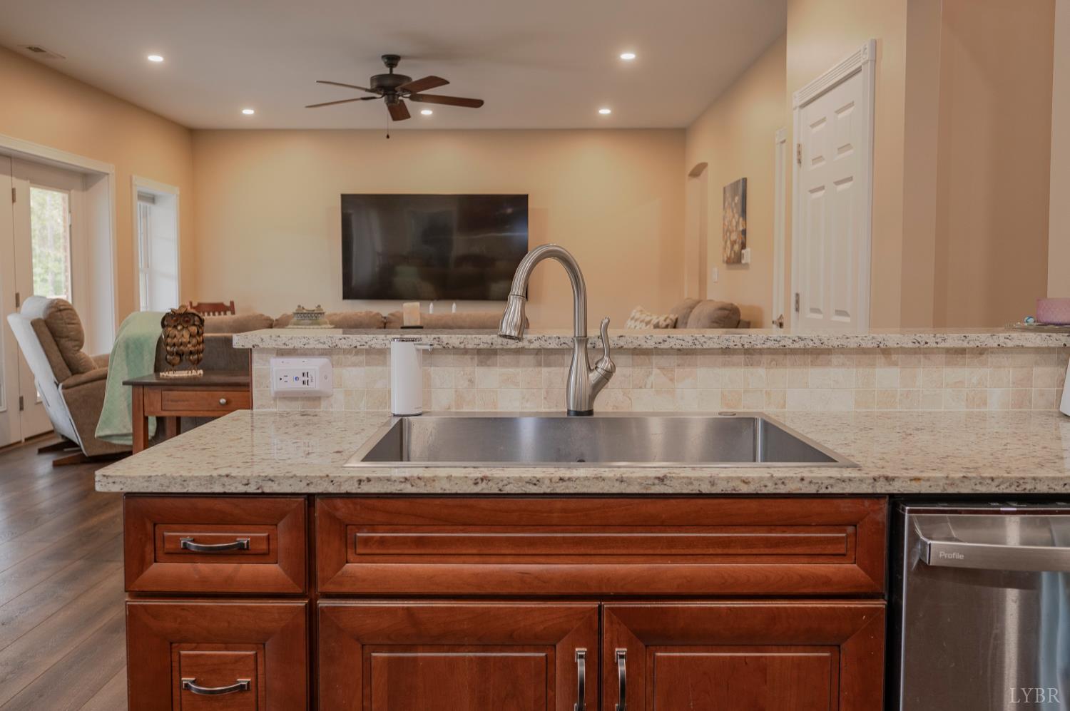 1080 Tranquility Lane Goode, VA 24556 - Photo 4 of 65