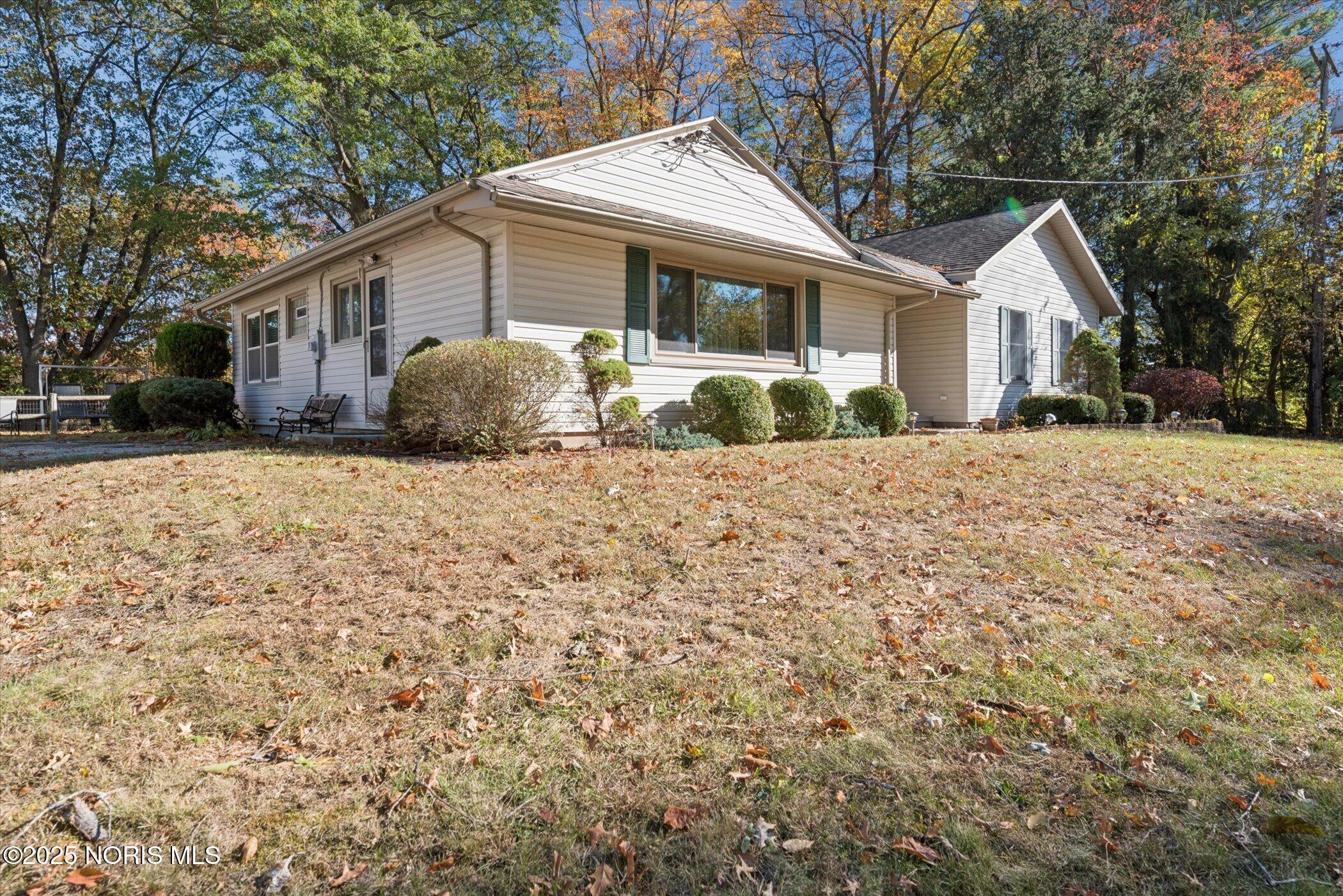5835 Davis Road Whitehouse, OH 43571 - Photo 6 of 41 06-5835-Davis-Rd-Windowstill