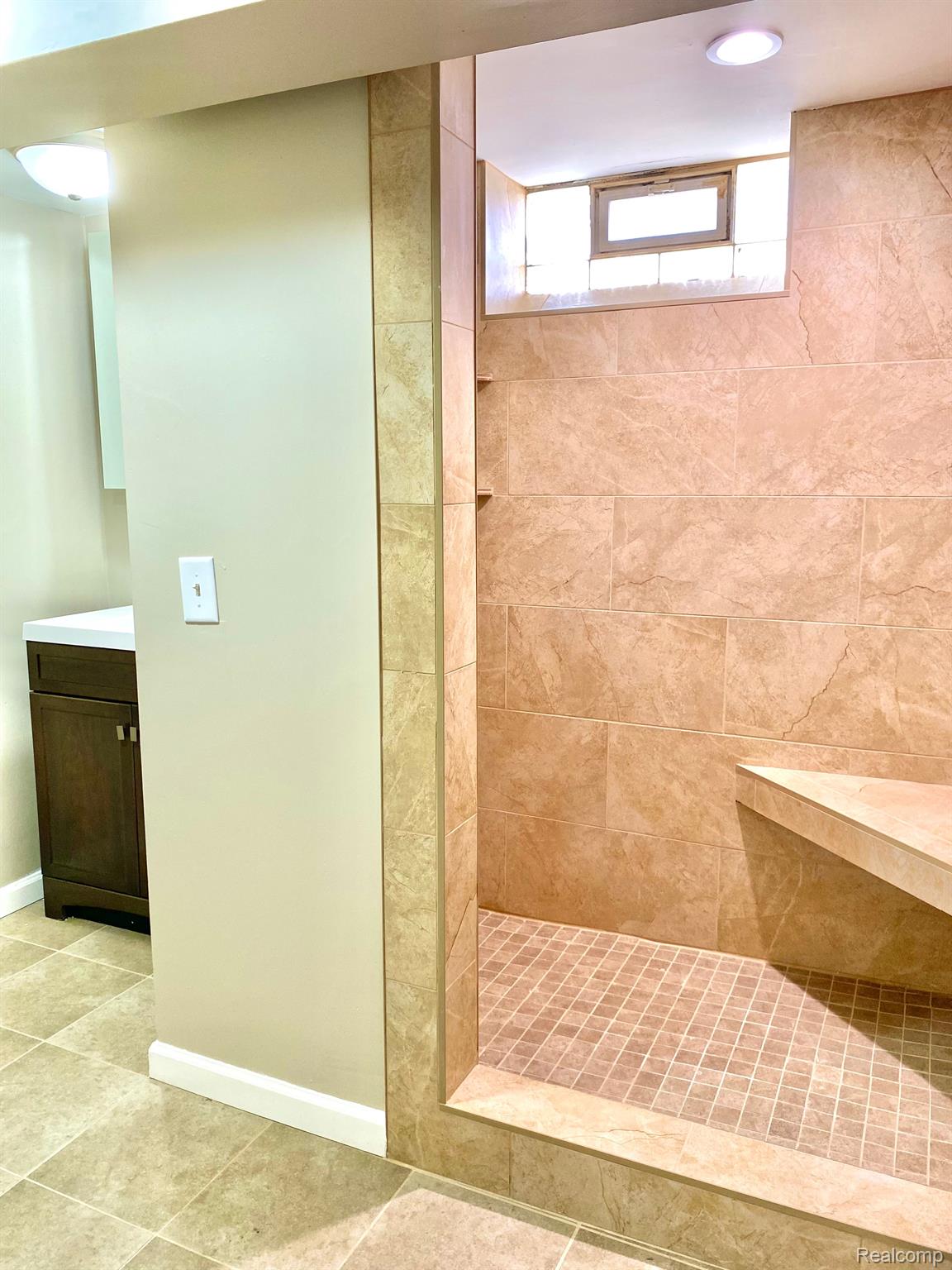 19965 Evergreen Road Detroit, MI 48219 - Photo 24 of 32 Basement Bath
