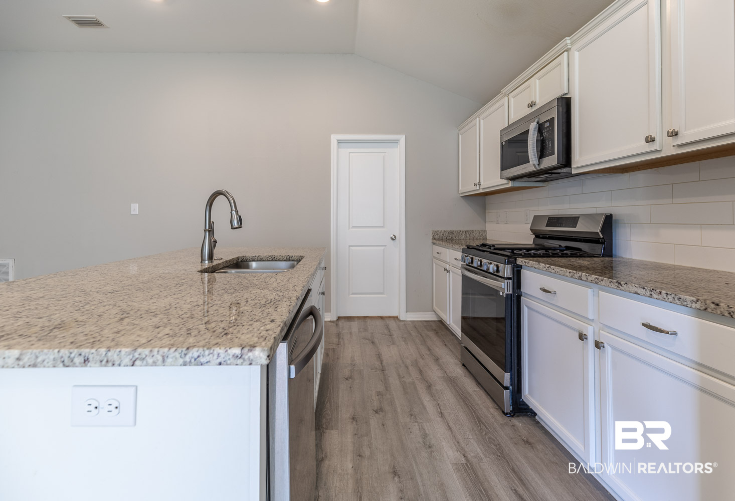 13437 Antler Hl Road Daphne, AL 36527 - Photo 8 of 22 Gallery Image 8