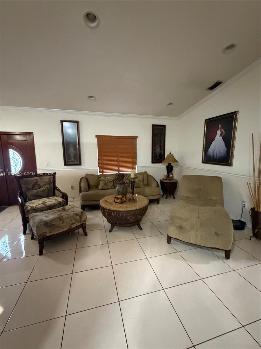 14216 Southwest 11th Terrace Miami, FL 33184 - Photo 4 of 5