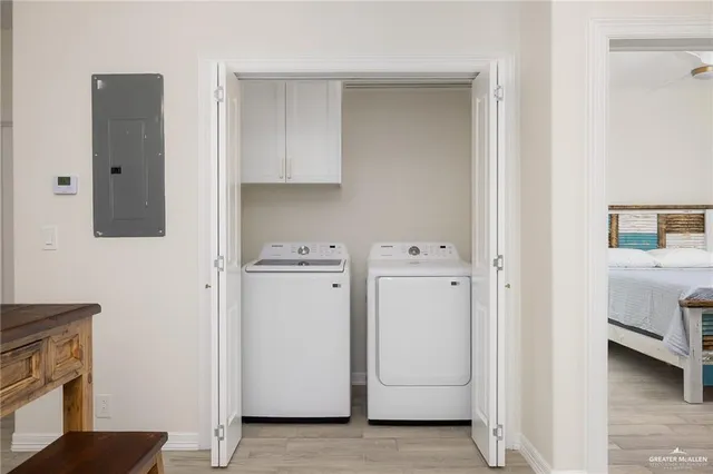 a view of utility room