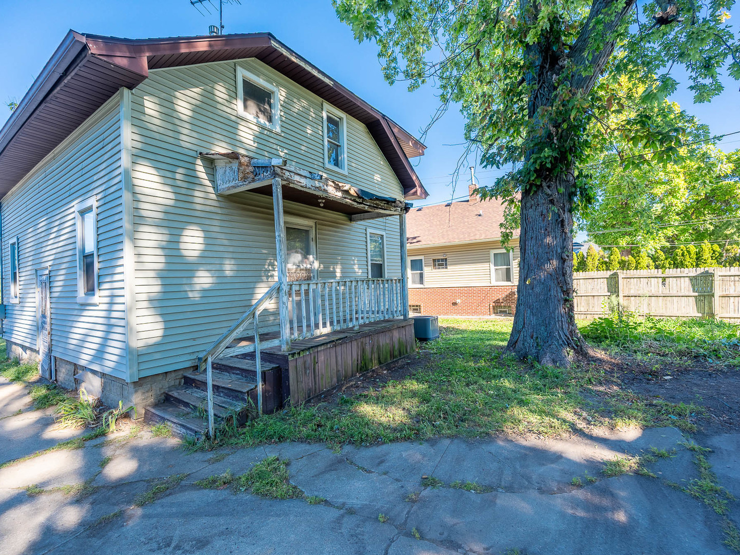 867 Church Road Aurora, IL 60505 - Photo 11 of 12 a view of a house with a yard