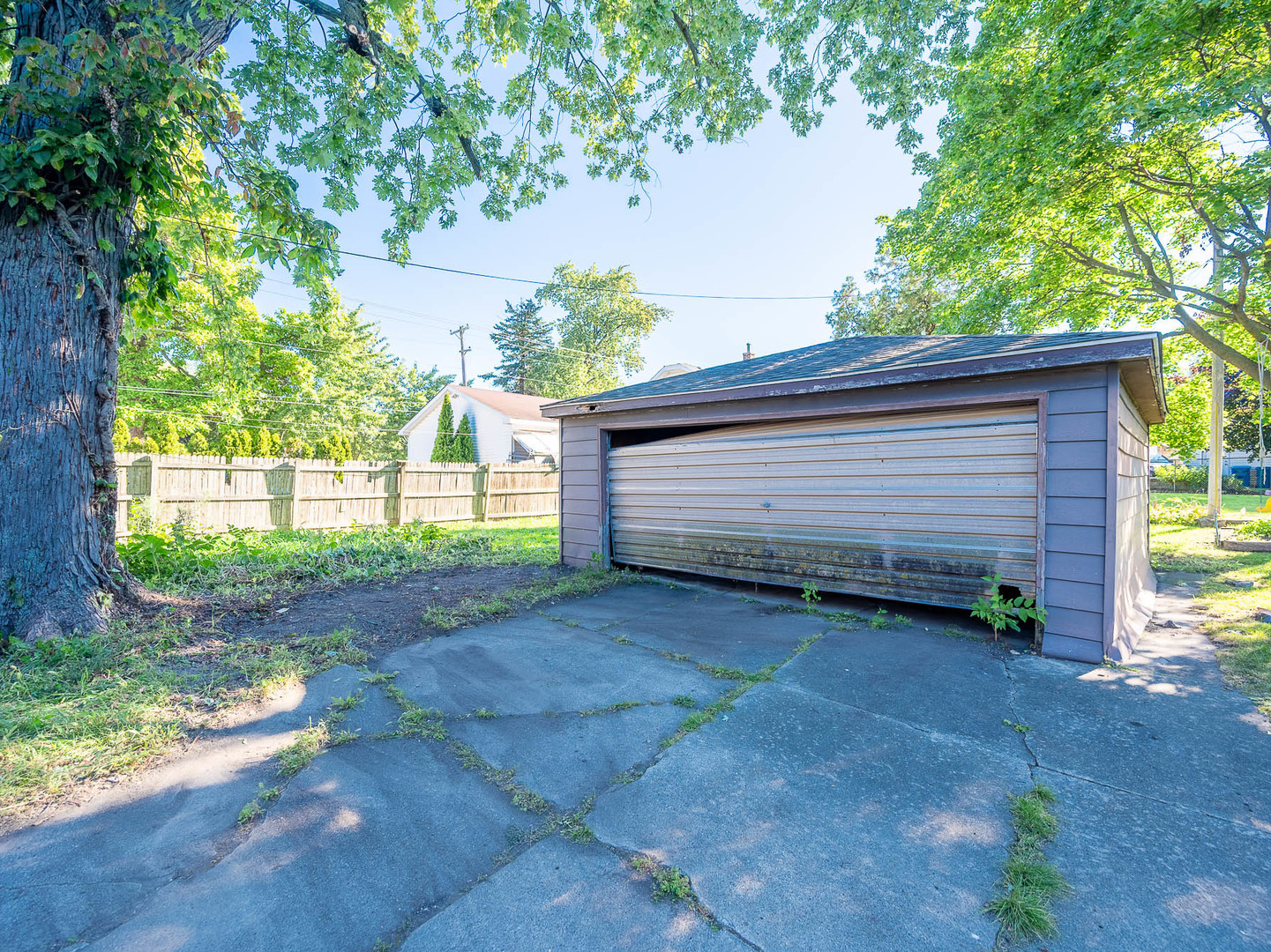 867 Church Road Aurora, IL 60505 - Photo 12 of 12 a view of a back yard of the house
