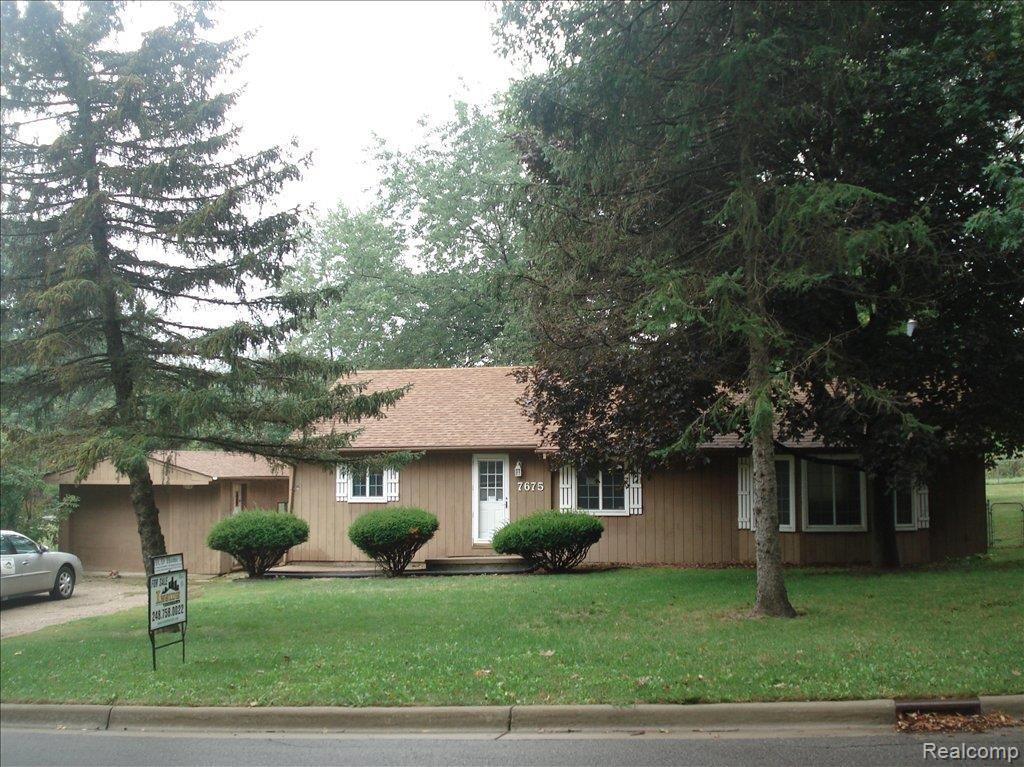 7675 Clintonville Road Clarkston, MI 48348 - Photo 2 of 13 HUDS 09-12-2008 027